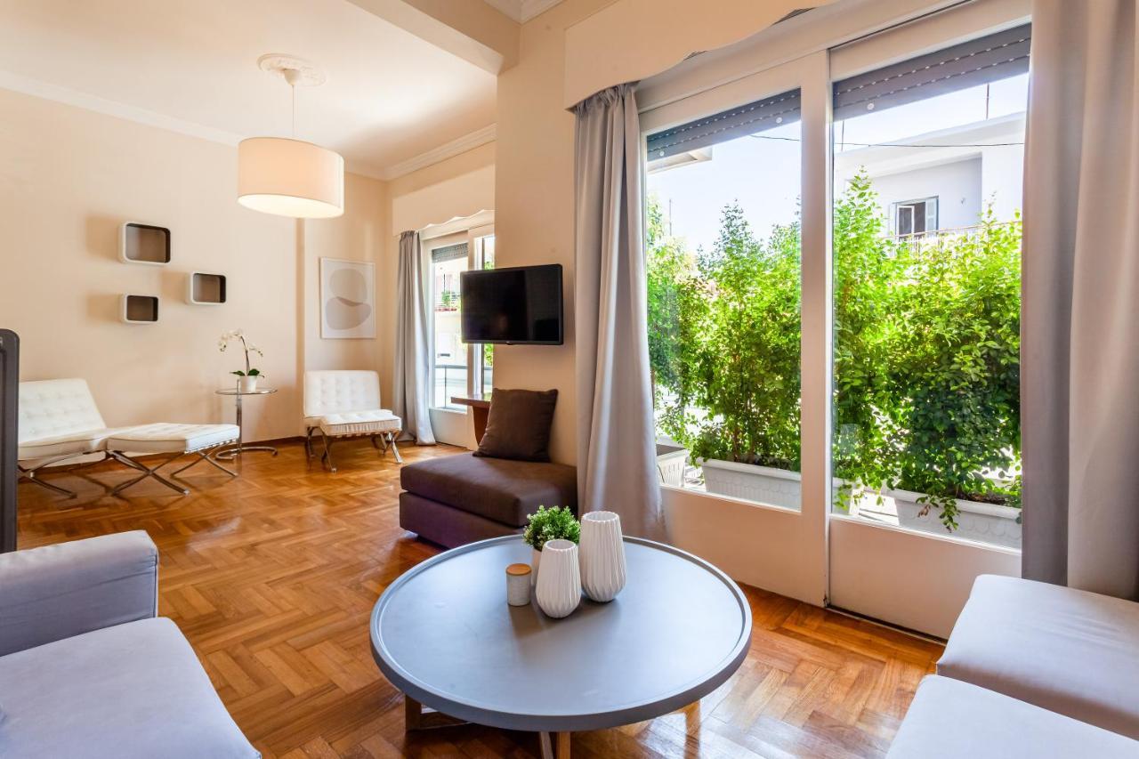 A Homes Greece - Urban Garden Retreat Kalamata Exterior foto